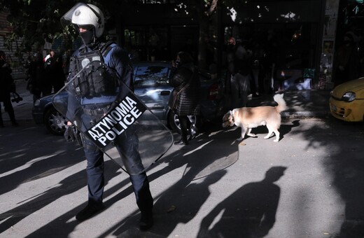 Θεσσαλονίκη: Πατέρας χτύπησε αστυνομικό επειδή επέπληξε τον γιο του μετά από κλοπή	