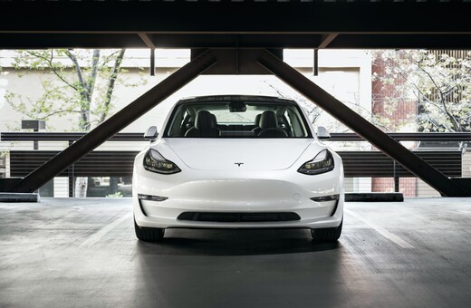 Tesla: Συμφωνία με την Κίνα για τη δημιουργία εργοστασίου στη Σανγκάη