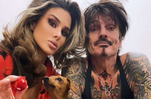 Ο Tommy Lee διέγραψε τρανσφοβική ανάρτησή του -«Είμαι o πιο ομοφυλόφιλος μ@@κας του κόσμου!» 