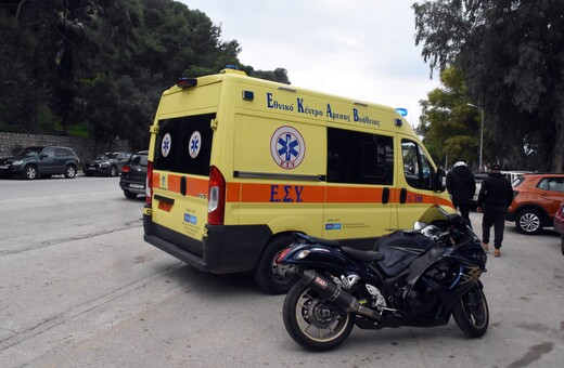 Ιεράπετρα: Αυτοκίνητο παρέσυρε τρία άτομα - Στο νοσοκομείο ένα 3χρονο παιδί