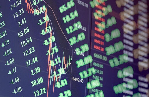 Reuters: Οι αγορές ήδη τιμολογούν τα ελληνικά ομόλογα ως επενδυτικής βαθμίδας