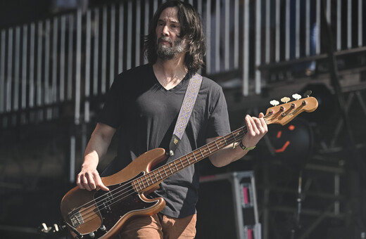 Κιάνου Ριβς: Επέστρεψε στη σκηνή με τους Dogstar για πρώτη φορά μετά από 20 χρόνια 