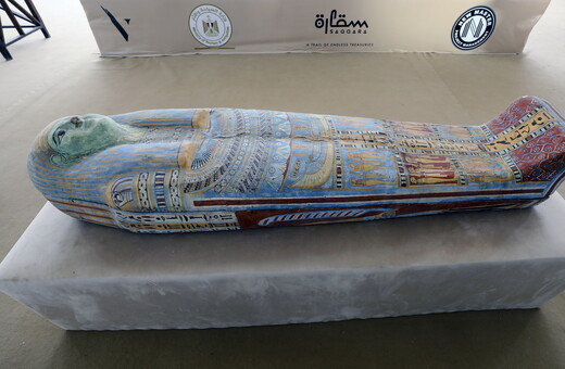 Ancient tombs and large mummification workshops unearthed in Egypt