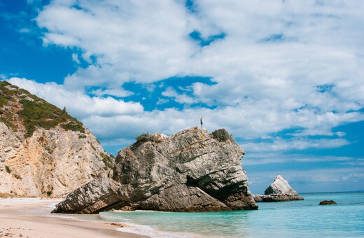 Μια ελληνική παραλία γυμνιστών ανάμεσα στις 20 «καλύτερες» του κόσμου