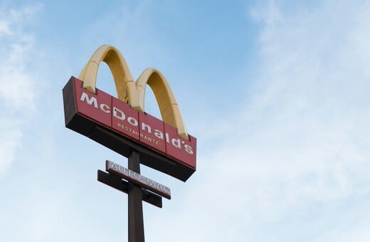 Έτρωγε McDonald’s τρεις φορές τη μέρα για 100 ημέρες - Τι έγινε με το βάρος του