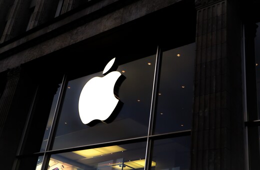 H Apple αξίζει πλέον 3 τρισεκατομμύρια δολάρια - Σε τιμή ρεκόρ η μετοχή της