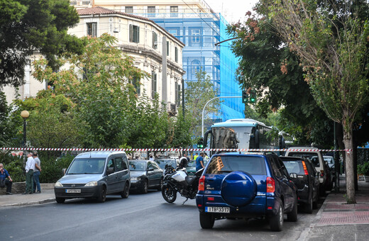 Και δεύτερος εκρηκτικός μηχανισμός στην Αχαρνών- Θα γίνει ελεγχόμενη έκρηξη