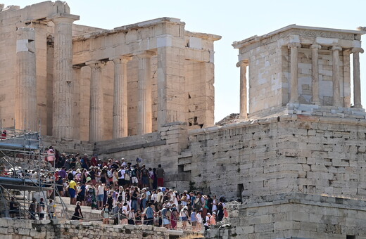 Καύσωνας «Κλέων»: Κλειστή σήμερα η Ακρόπολη από 12:00 έως 17:00