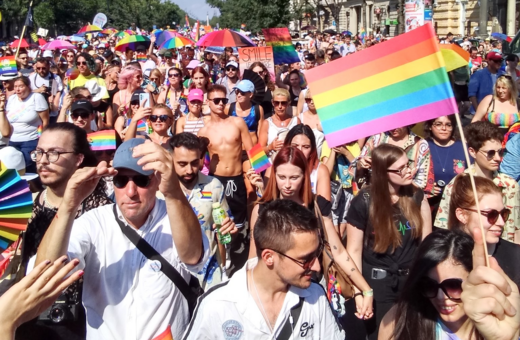 Πάνω από 10.000 άτομα στο pride της Βουδαπέστης- Παρά τις υψηηλές θερμοκρασίες