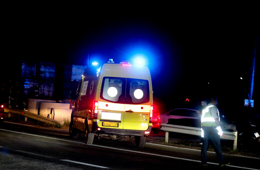 Σοβαρό τροχαίο στη Λάρισα: Σφοδρή σύγκρουση οχημάτων με 5 τραυματίες