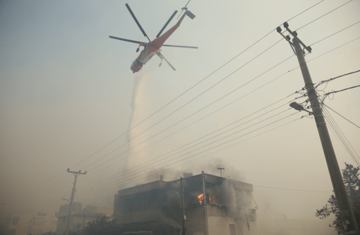 Φωτιά στον Κουβαρά: Μεγάλη καταστροφή στην περιοχή- Έκκληση για περισσότερα εναέρια μέσα