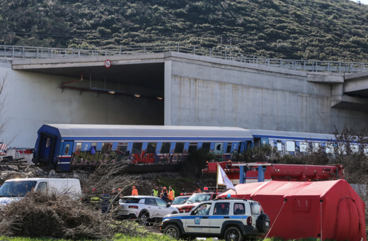 Τέμπη: Με νομοθετική παρέμβαση ανοίγουν τα τηλέφωνα των εμπλεκομένων