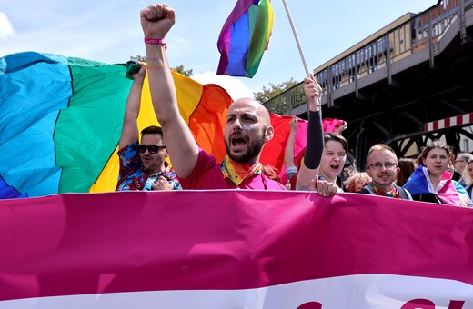 Berlin Pride: Σε πανηγυρικό κλίμα και με μήνυμα για την Ουκρανία 