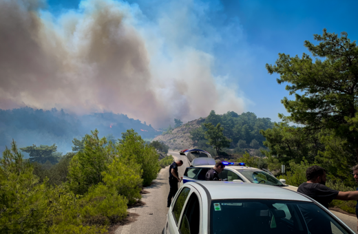 Φωτιές: Ακραίος κίνδυνος πυρκαγιάς σήμερα σε Κρήτη και Ρόδο