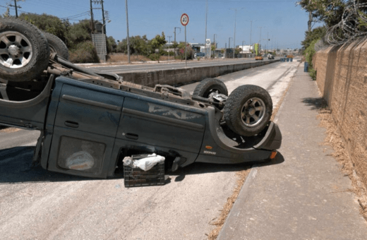 Τροχαίο στα Χανιά: Ο οδηγός κοιμήθηκε στο τιμόνι και αναποδογύρισε το αγροτικό
