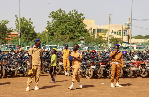 Πραξικόπημα στον Νίγηρα: Λήγει απόψε το τελεσίγραφο - Επίκειται σύρραξη 