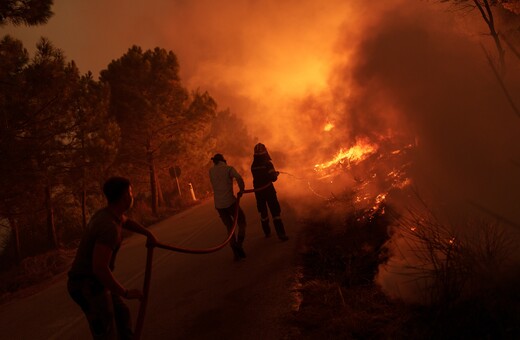 «Ο θάνατος ήταν ταχύτατος, χτυπήθηκαν από το θερμικό κύμα»-Ο ιατροδικαστής για τους 18 απανθρακωμένους ανθρώπους στη Δαδιά