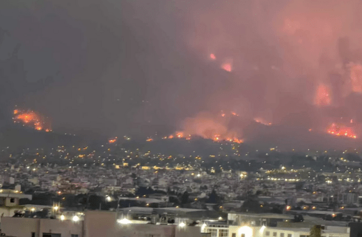 Φωτιά στην Πάρνηθα: 2 μέτωπα, εκκενώθηκαν γηροκομεία- 5η ημέρα στις φλόγες η Αλεξανδρούπολη