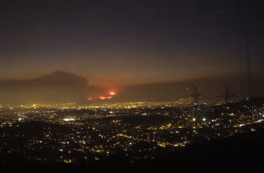 Φωτιά στην Πάρνηθα: Timelapse βίντεο δείχνει πώς ξεκίνησε η πυρκαγιά στο βουνό