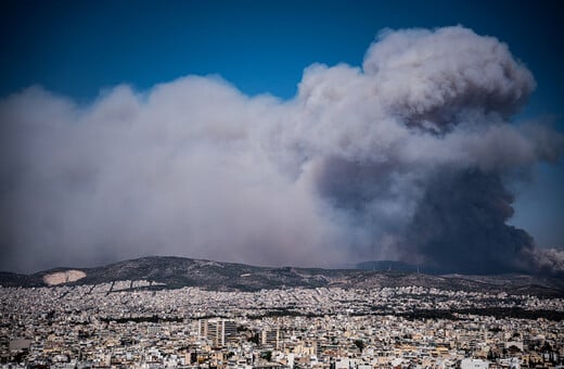 «Έκρηξη» της φωτιάς στην Πάρνηθα- Μάχη με τις φλόγες σε Έβρο, Βοιωτία