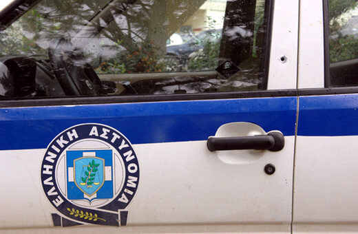 Χανιά: Προθεσμία πήρε ο αστυνομικός που εκβίαζε καταστηματάρχες- Πώς δρούσε