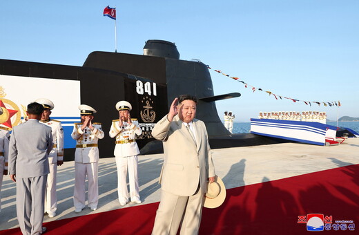 Ο Κιμ Γιονγκ Ουν εγκαινίασε «υποβρύχιο πυρηνικής επίθεσης»