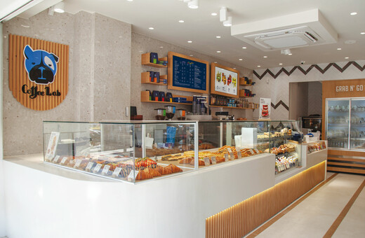 Coffee Lab Flagship Store: Ένας νέος χώρος στο Σύνταγμα για εξαιρετικό καφέ και φρέσκο χειροποίητο κρουασάν