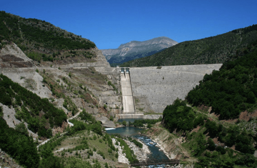 Αχελώος: Δικογραφία σχηματίστηκε για τον 69χρονο που βρέθηκε αναίσθητος δίπλα στο νεκρό του άλογο