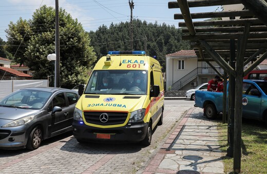 Άρτα: Γυναίκα πνίγηκε από φαγητό καθώς γευμάτιζε με τον σύζυγό της