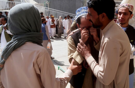 Πακιστάν: Μεγάλη έκρηξη σε τζαμί - Τουλάχιστον 50 νεκροί 