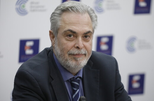 Παραιτήθηκε ο πρόεδρος του ΕΟΦ 