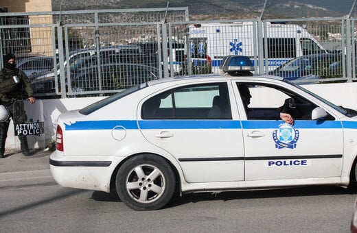Κύκλωμα παράνομων ελληνοποιήσεων – 7 συλλήψεις στη Θεσσαλονίκη 
