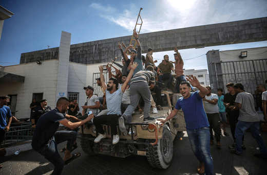 Ισραήλ: Αιχμαλώτους παίρνουν οι μαχητές της Χαμάς- Τους 40 έχουν φτάσει οι νεκροί