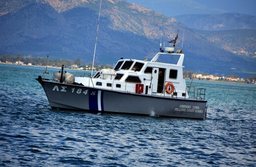 Φούρνοι: Προσάραξη κρουαζιερόπλοιου – Στο σημείο δυνάμεις του Λιμενικού