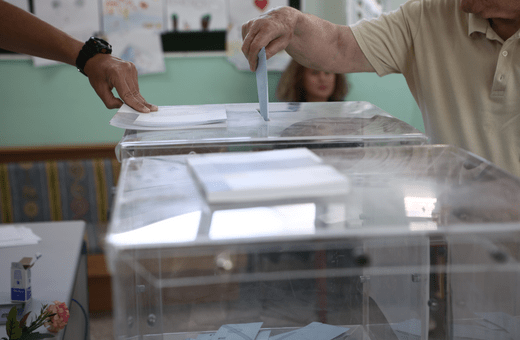 Αυτοδιοικητικές εκλογές 2023: Ένταση σε εκλογικό τμήμα- Δικαστική αντιπρόσωπος άνοιξε την κάλπη