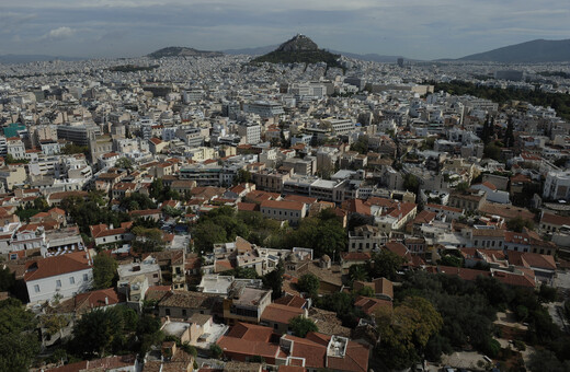 Χάρης Θεοχάρης: Έρχονται αλλαγές στα Airbnb 