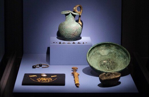 Ολλανδία: Επιστρέφουν αρχαία αντικείμενα στο Κίεβο- Ανήκουν στην Κριμαία