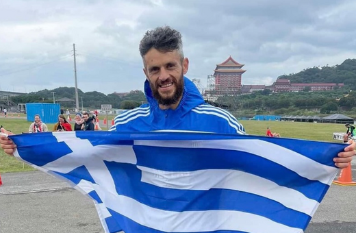 Φώτης Ζησιμόπουλος: Ασημένιο μετάλλιο στο παγκόσμιο πρωτάθλημα 24ωρου τρεξίματος 