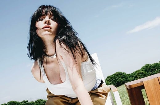 Η Billie Eilish έχασε 100.000 followers μετά το coming out της