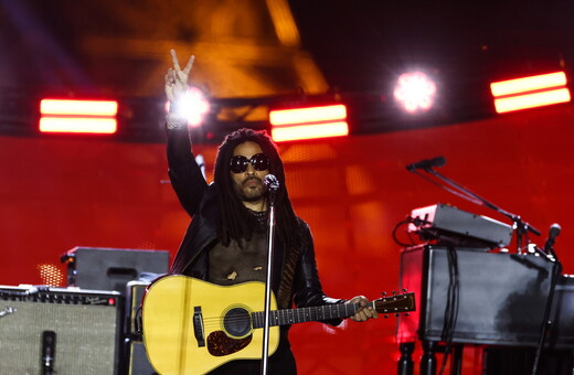 Ο Lenny Kravitz στην Αθήνα για συναυλία 