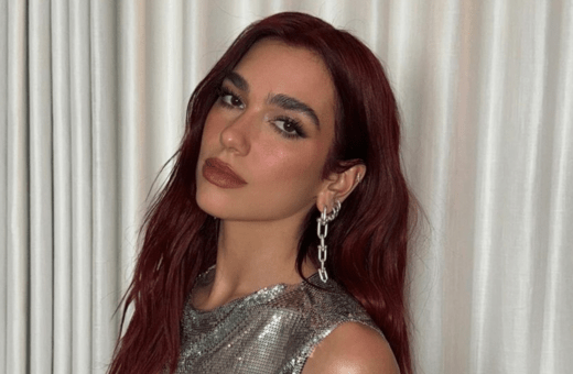 Η Dua Lipa ανάρτησε το τηλέφωνό της στο X