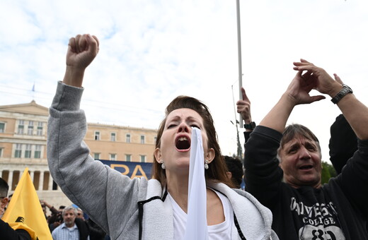 Φορολογικό: Εκσυγχρονιστικό για την κυβέρνηση, αναχρονιστικό για την αντιπολίτευση 