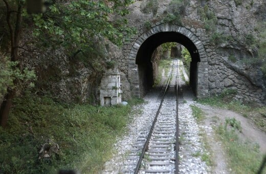 Στα Καλάβρυτα οι ρυθμοί ζωής είναι ξεκούραστοι και οι άνθρωποι πληθωρικοί