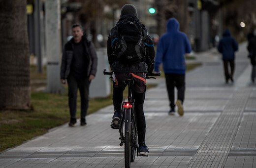 Κορωνοϊός: Ραγδαία εξάπλωση της νέας μετάλλαξης JN.1 - Ποια τα συμπτώματά της