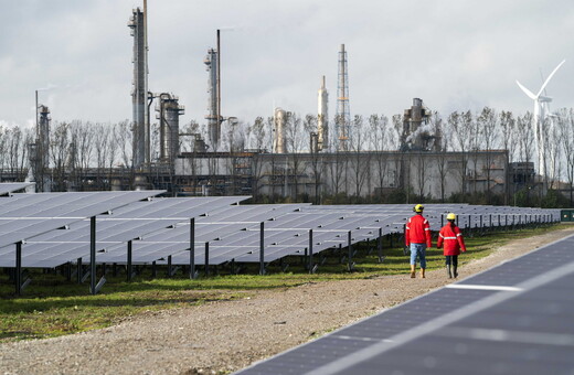 Η Shell αναστέλλει επ' αόριστον τις διελεύσεις από την Ερυθρά Θάλασσα λόγω Χούτι