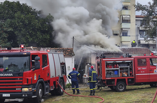 Συναγερμός στην Πυροσβεστική- Πέντε νεκροί από φωτιά σε λίγες ώρες 