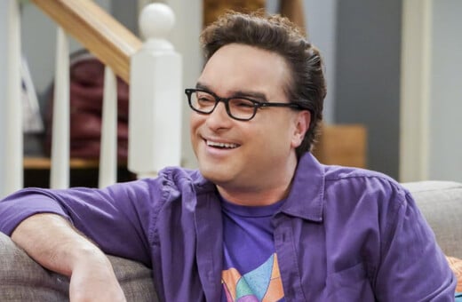 Ο Τζόνι Γκαλέκι του Big Bang Theory παντρεύτηκε και έγινε μπαμπάς