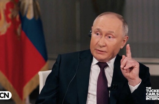 87 εκατομμύρια προβολές έφτασε η συνέντευξη Πούτιν στον Τάκερ Κάρλσον