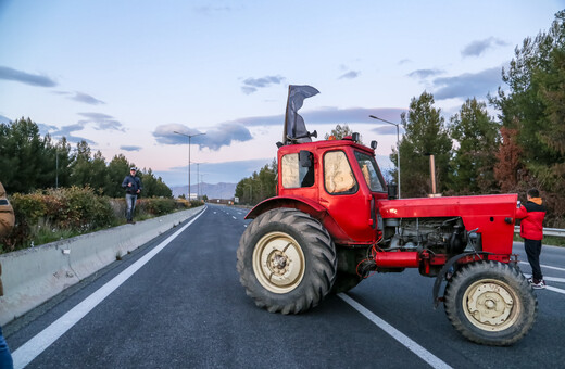 Αγροτικό συλλαλητήριο: «Συνοδεία περιπολικών» θα φτάσουν τα τρακτέρ στο Σύνταγμα