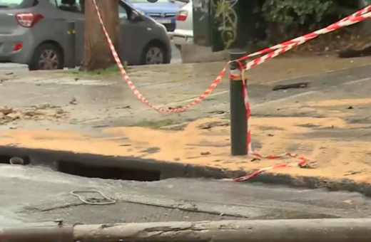 Παγκράτι: Πτώση κολόνας της ΔΕΗ μετά από τροχαίο